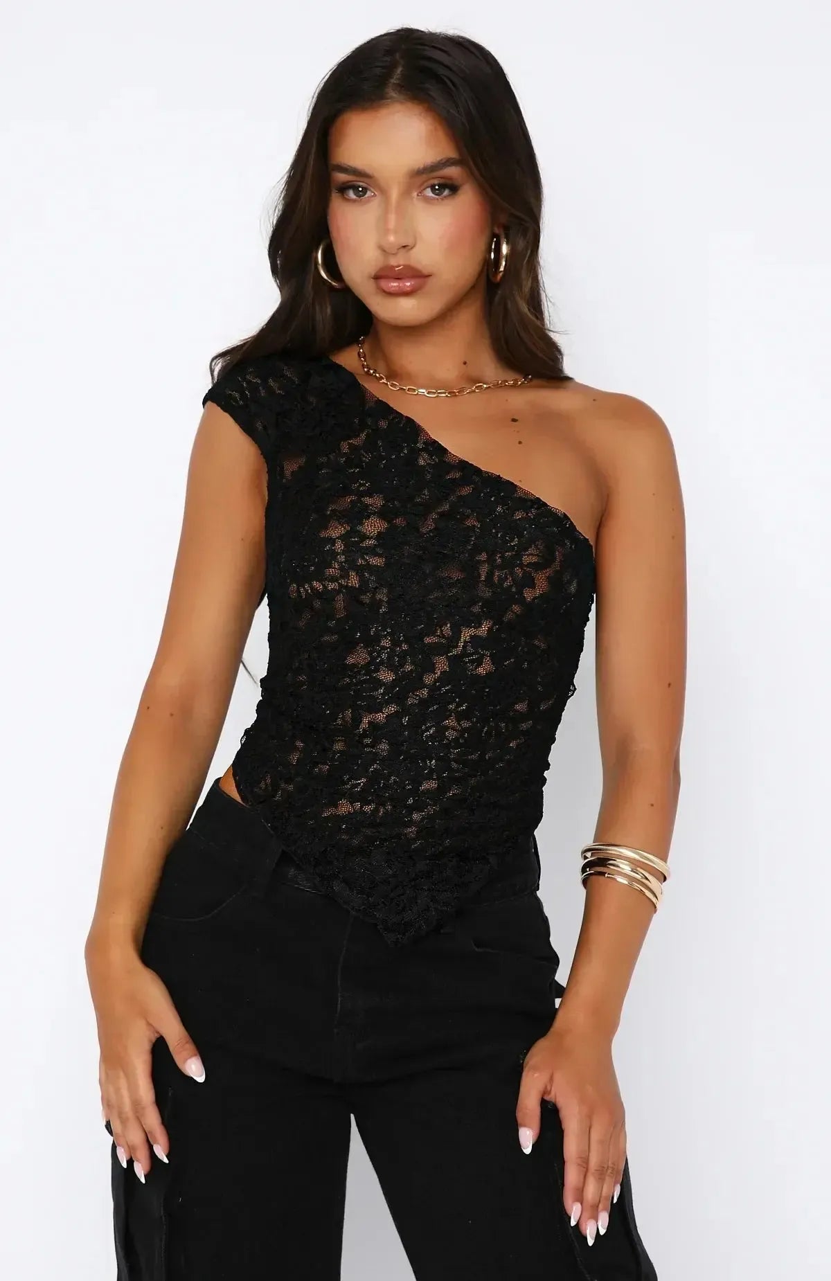 Sara - Elegante Lace Top met One-Shoulder