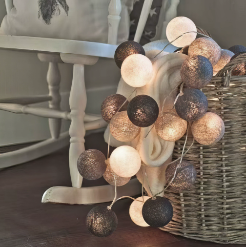 Navando | Guirlande Lumineuse Décorative avec Boules Douces