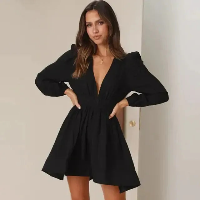 Kyara - Stilvolles und Tailliertes Kurzes Kleid mit V-Ausschnitt für Damen