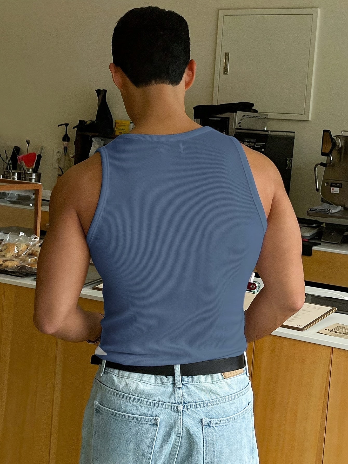 Basic Ribbed Tanktop – Licht & Comfortabel 6