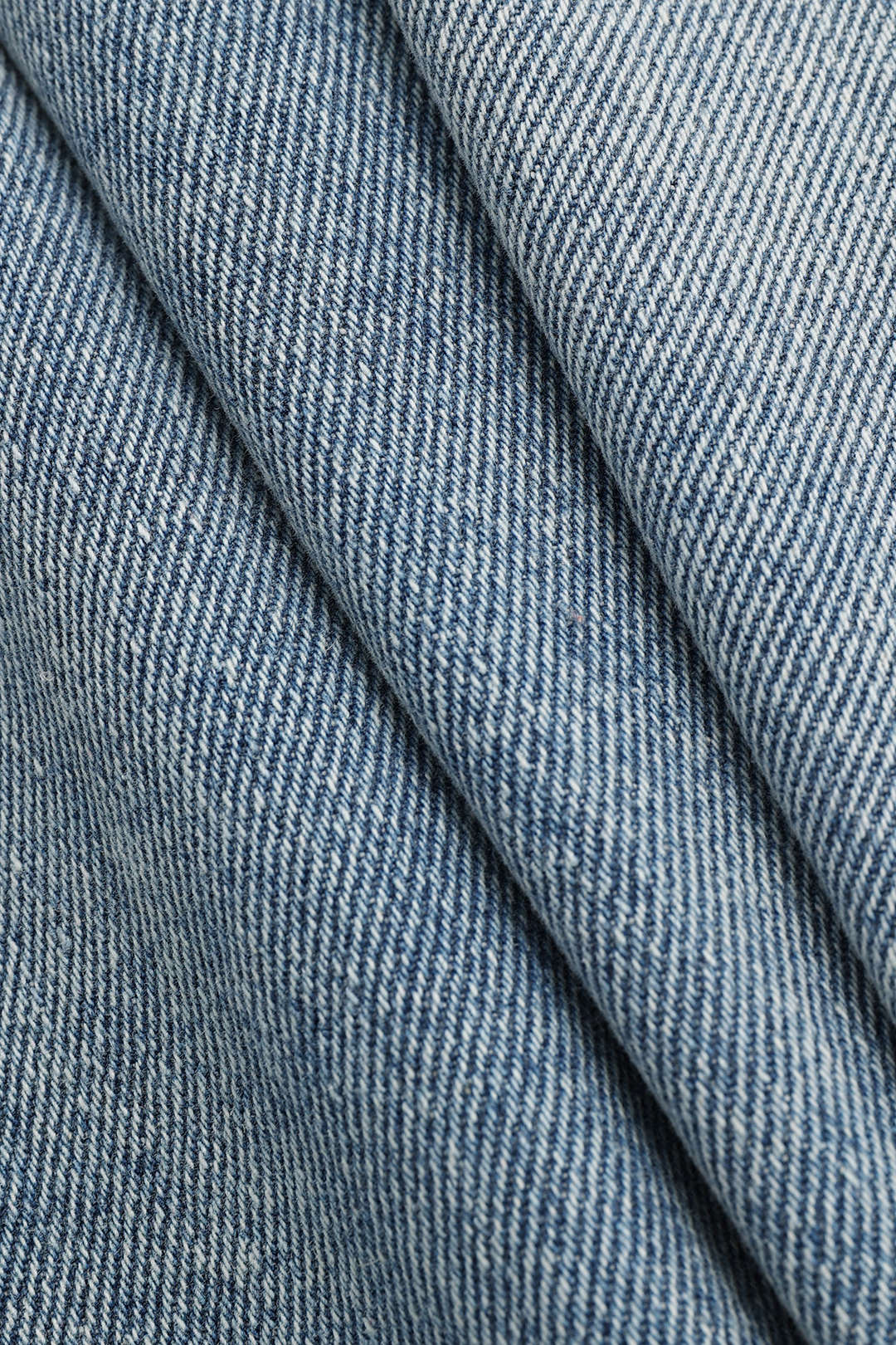 Cornelia | Damesjeans met asymmetrische tailleband 2