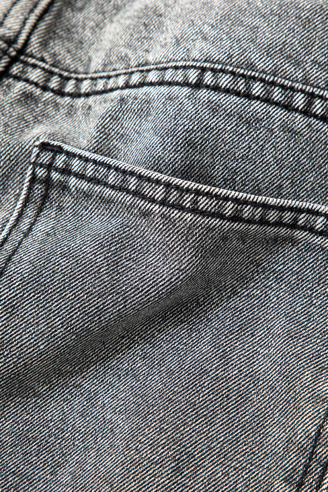 Cornelia | Damesjeans met asymmetrische tailleband 6