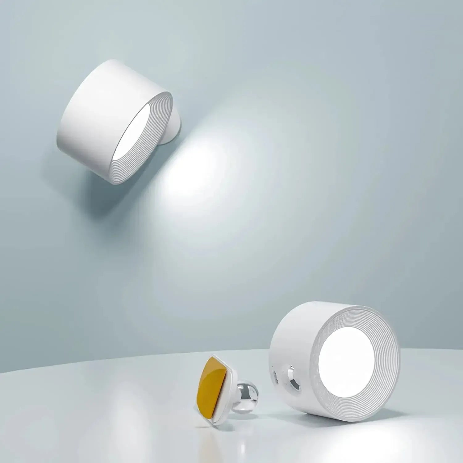 LumièreStick – Draadloze en Energiezuinige Wandlamp met 360° Rotatie