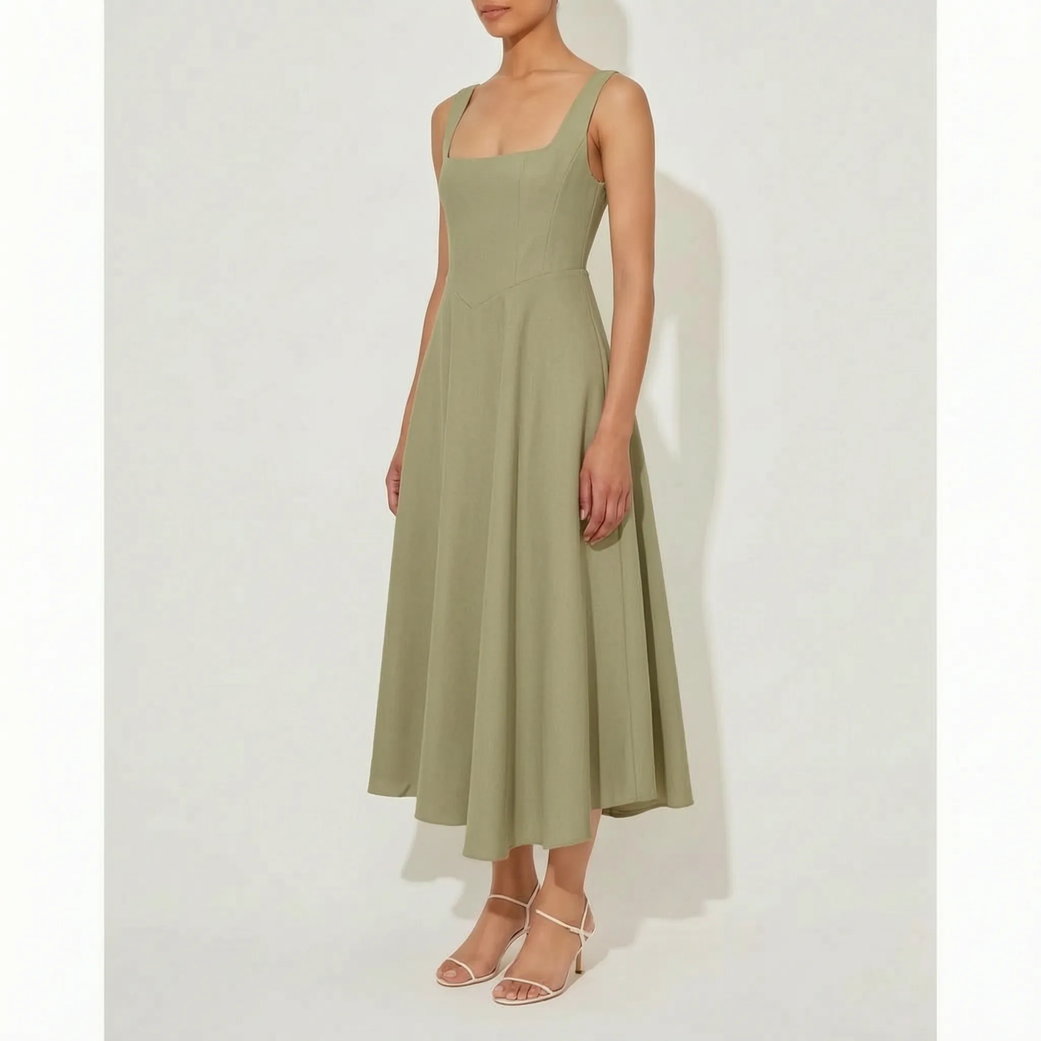 Elegante Mouwloze Midi-Jurk | Navando