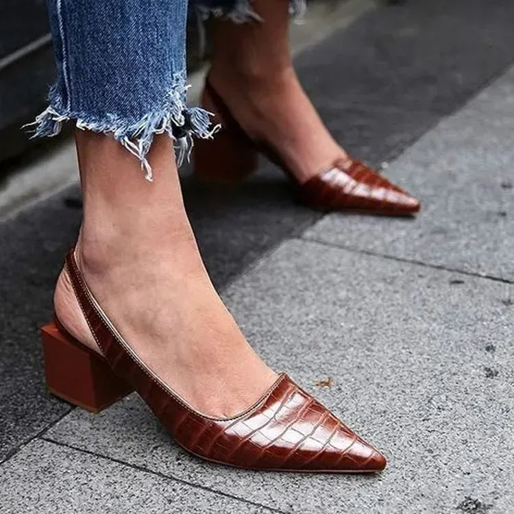 Elegante Slingback Pumps | Navando