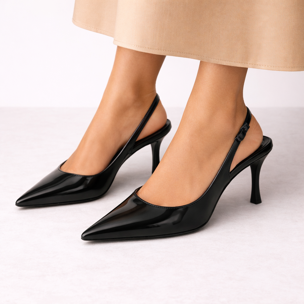 Glanzende Puntige Slingback Hakken | Navando