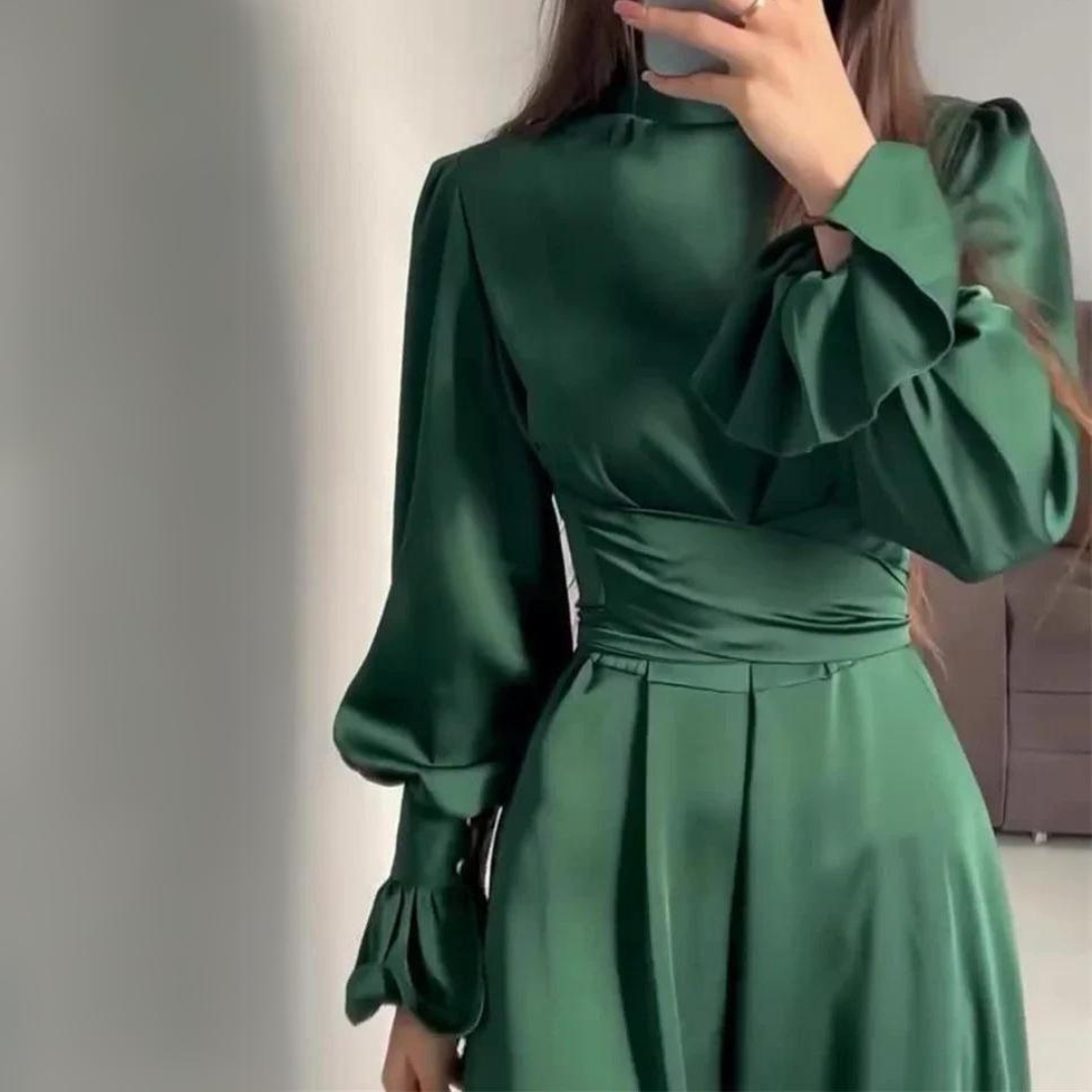 Leandra - Robe soyeuse à manches longues