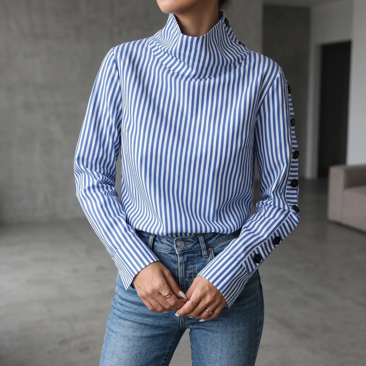 Jada | Gestreepte Blouse Met Opstaande Kraag