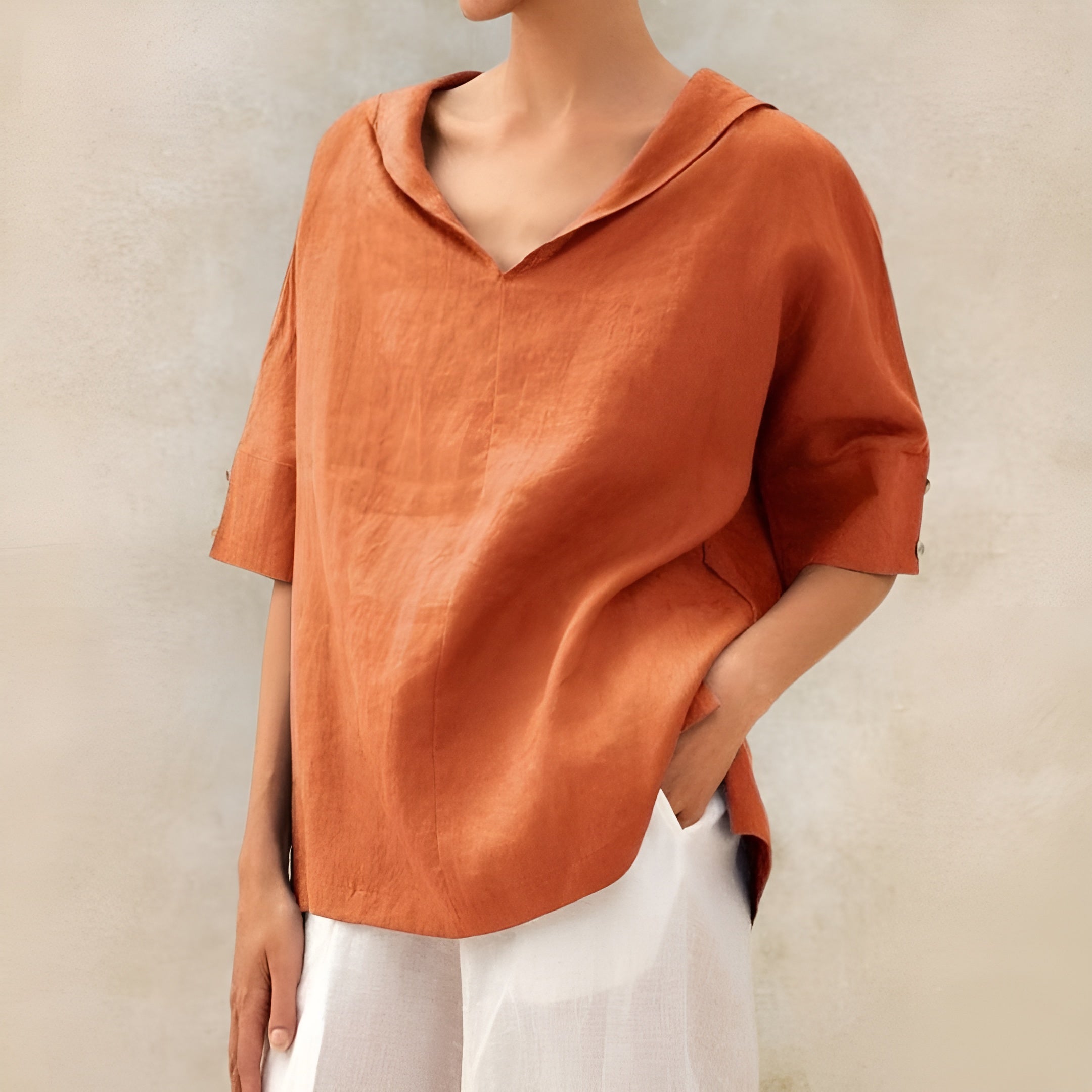 Luchtige Damesblouse Met V-Hals | Navando