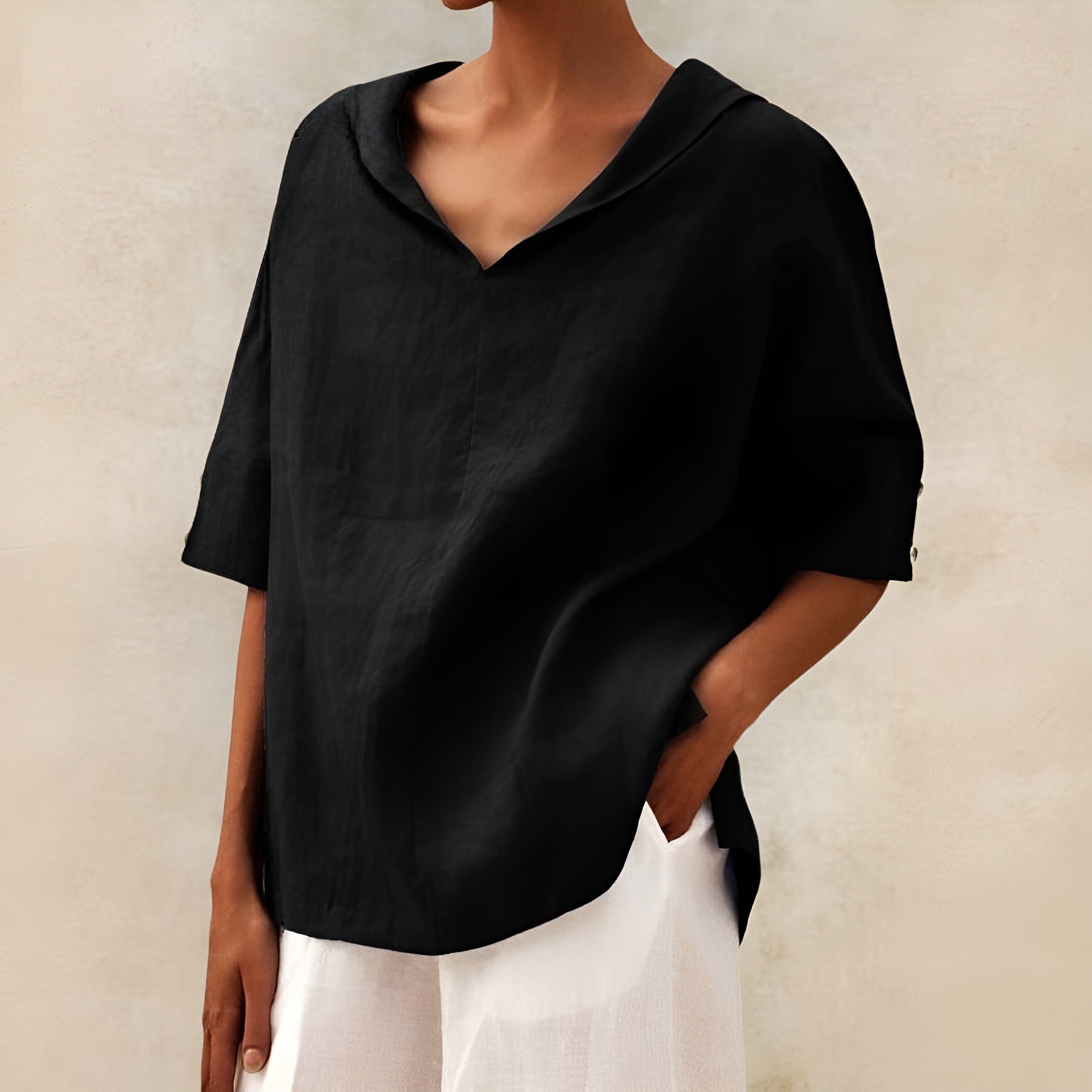 Luchtige Damesblouse Met V-Hals | Navando