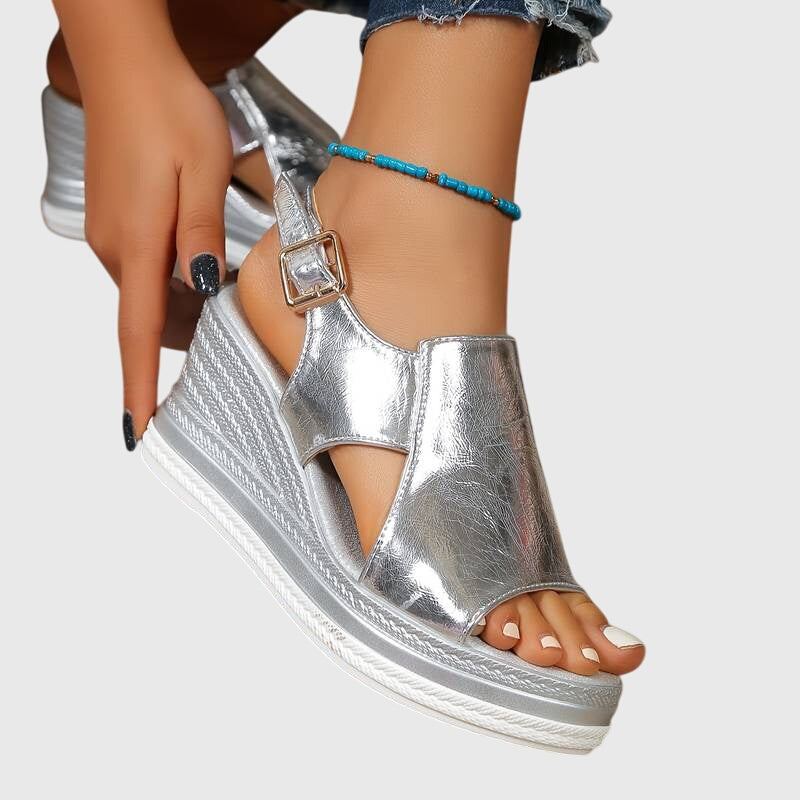 Metallic Platform Sandalen | Navando
