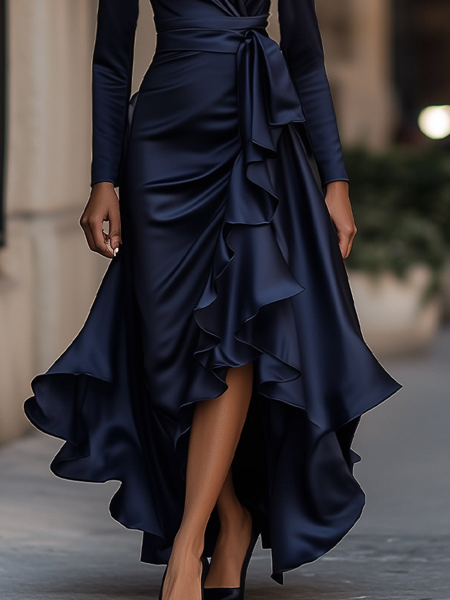 Midnight Elegance | Draped satin maxi jurk met lange mouwen 2