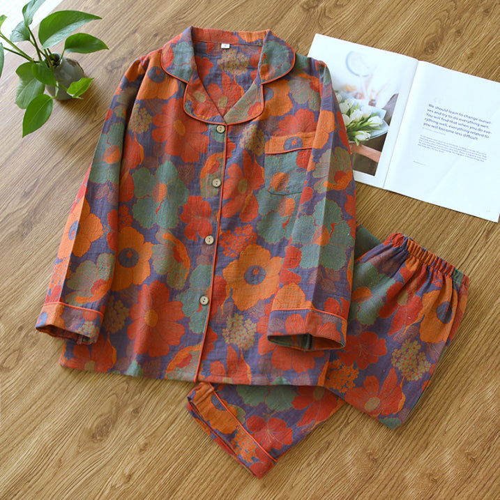 Modern | Tweedelige pyjamaset met bloemenprint 1