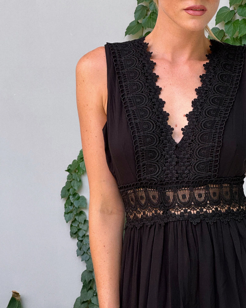 Mouwloze Midi-Jurk Met Kanten Details | Navando