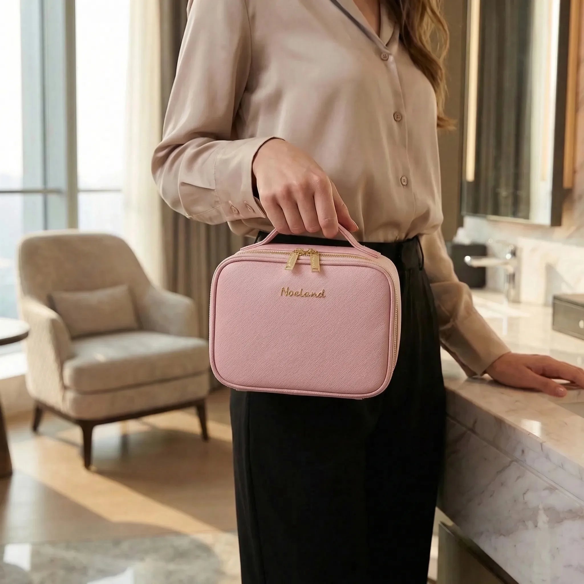 Navando | Compacte Make-Uptas Met LED-Spiegel