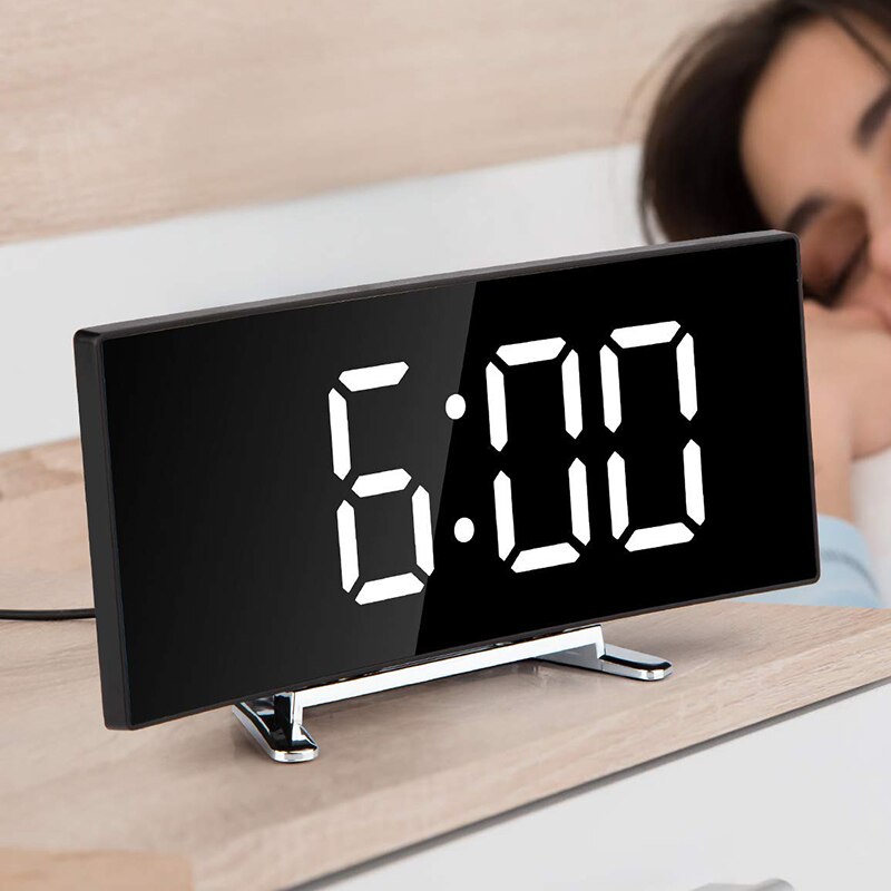 Navando | Digitale Wekker Met Gebogen LED-Display