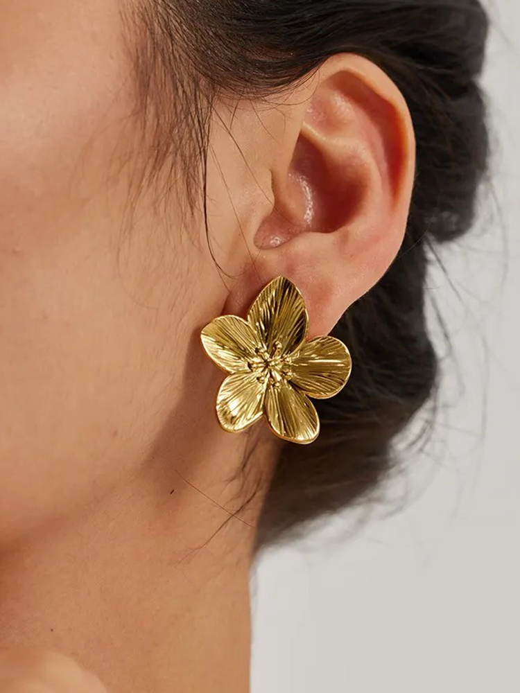 Navando | Gouden Bloemenknopjes Met Reliëfdetail