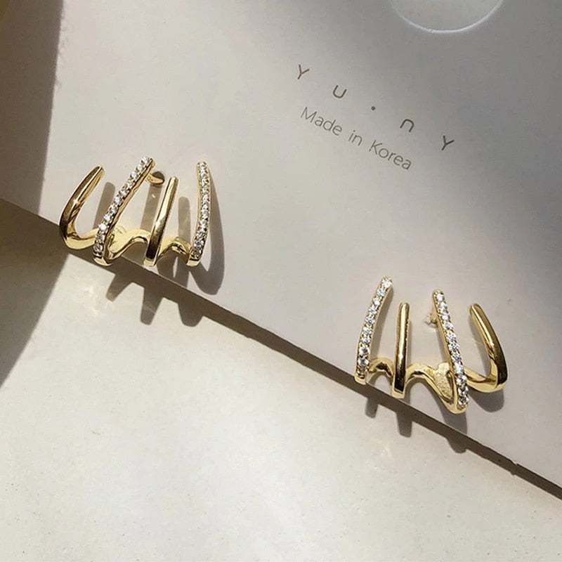 Navando | Gouden Ear Cuff Met Zirkoonsteentjes