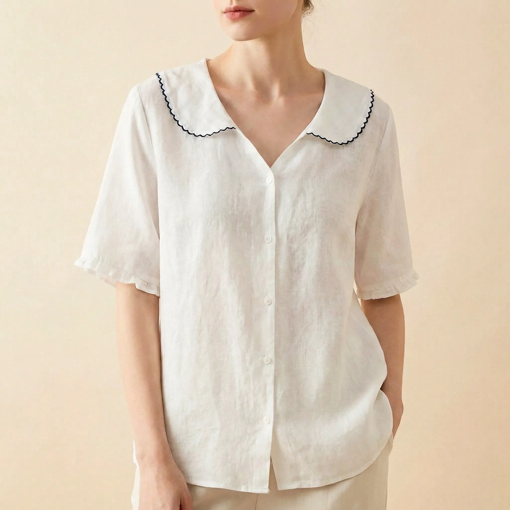 Navando | Luchtige Blouse Met Brede Scallop-Kraag