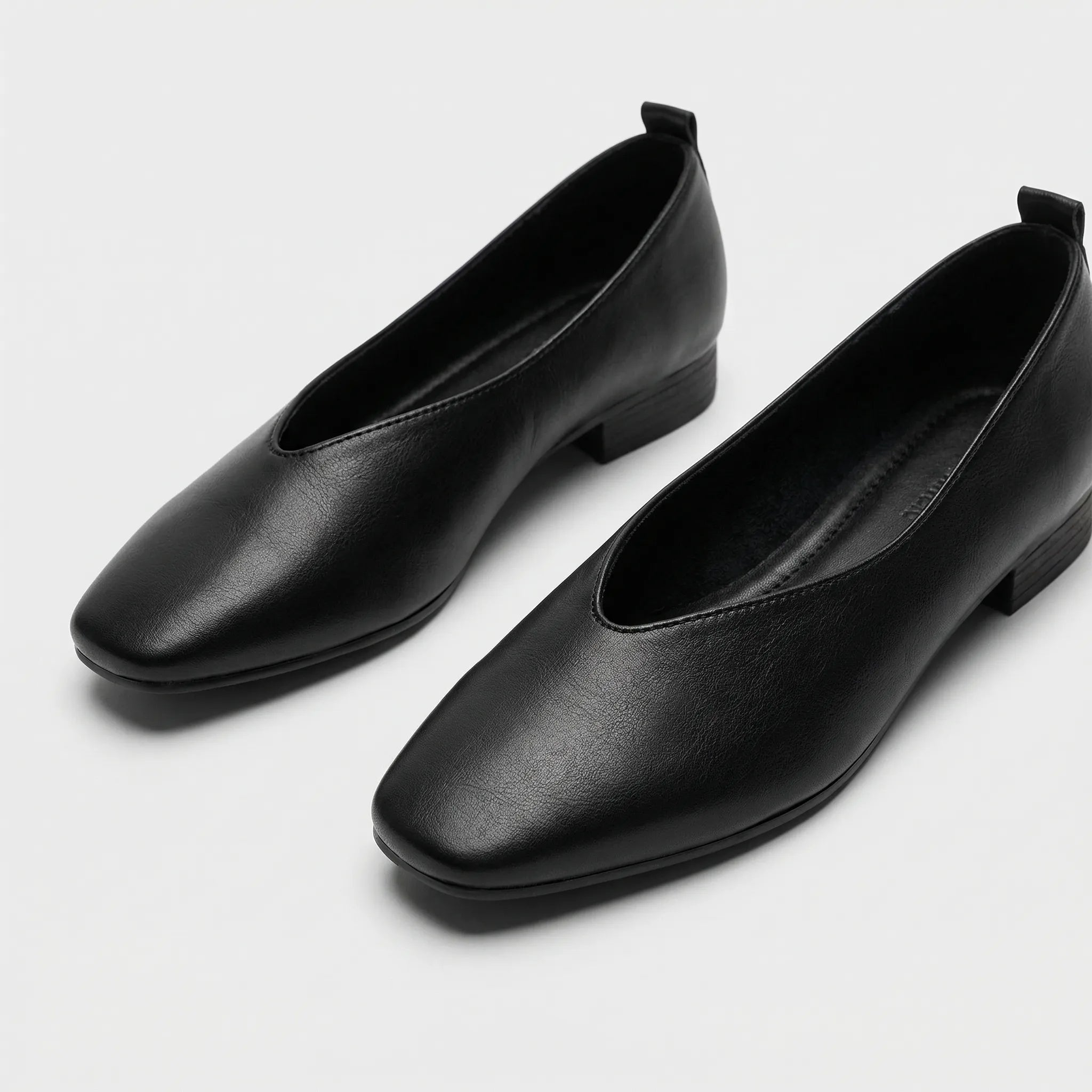 Navando | Retro Platte Schoen Met Vierkante Neus