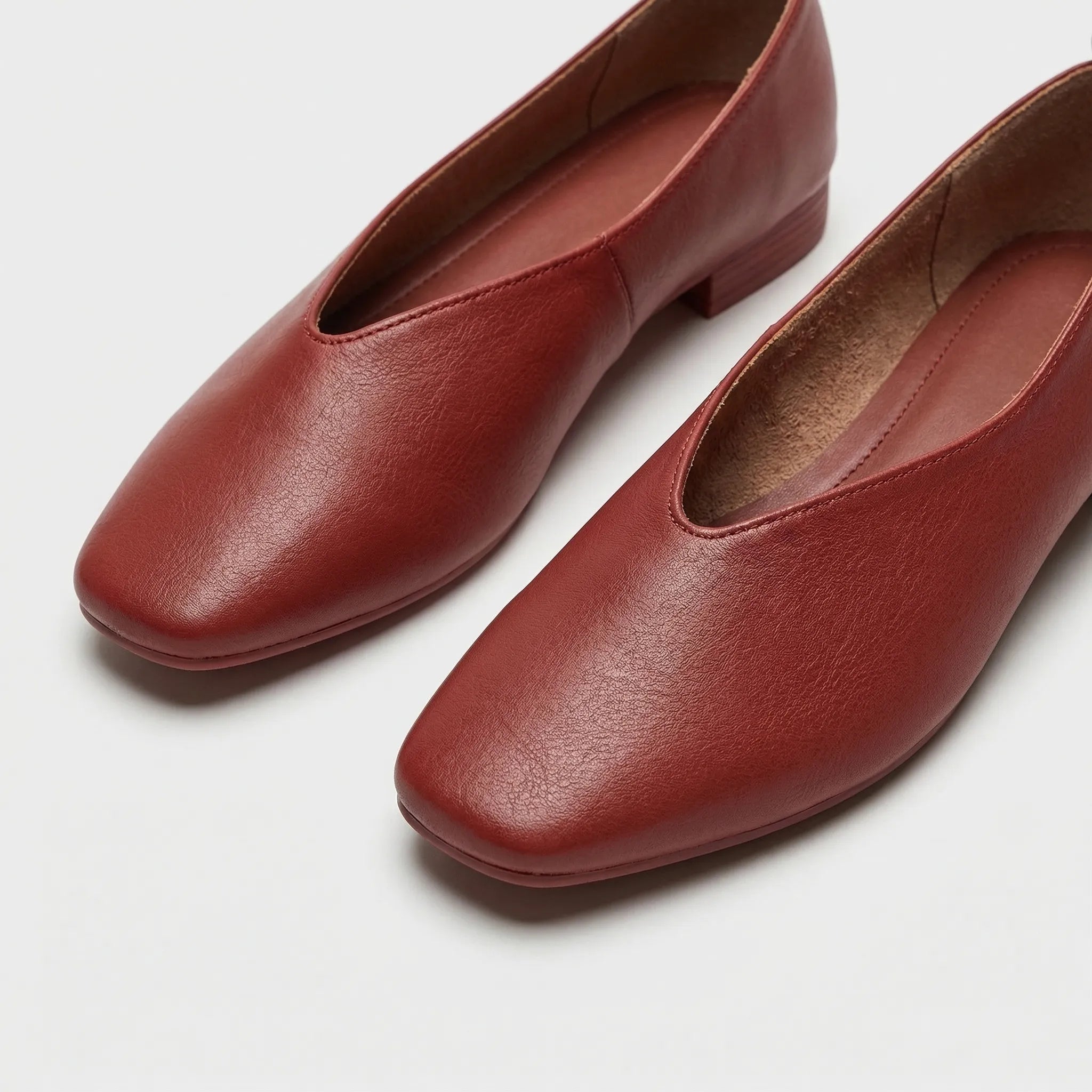 Navando | Retro Platte Schoen Met Vierkante Neus