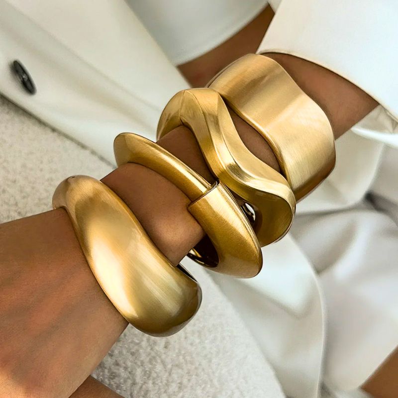 Navando | Sculpturaal Gouden Manchet Armbandenset