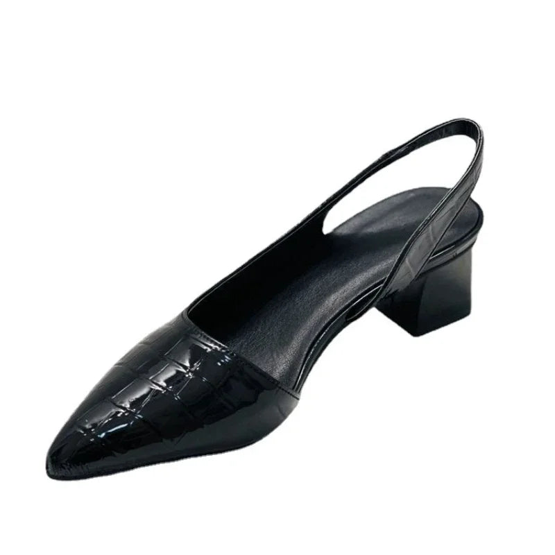 Navando | Spitse Slingback Pump Met Blokhak