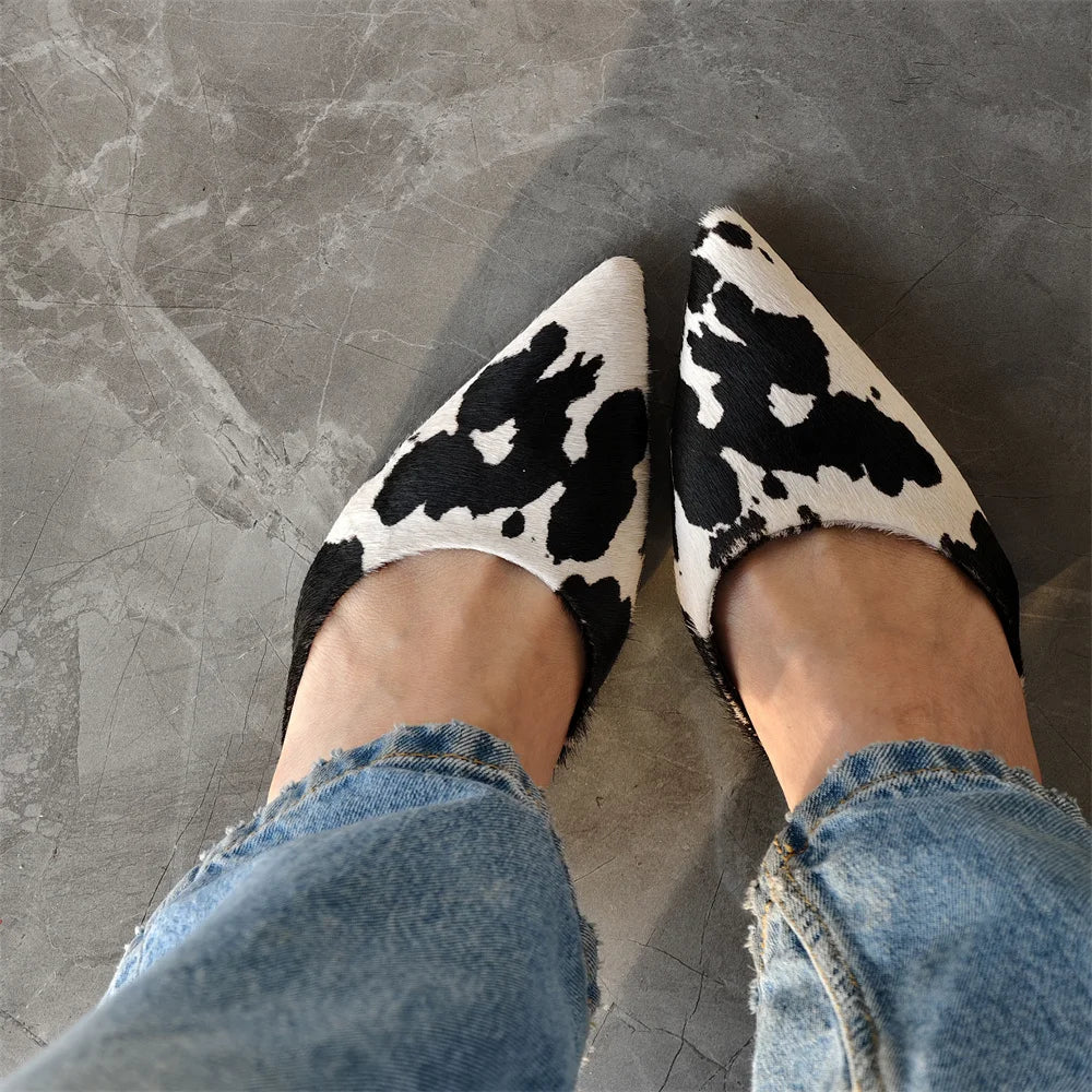 Navando | Spitse Slingback Pump Met Koeienprint