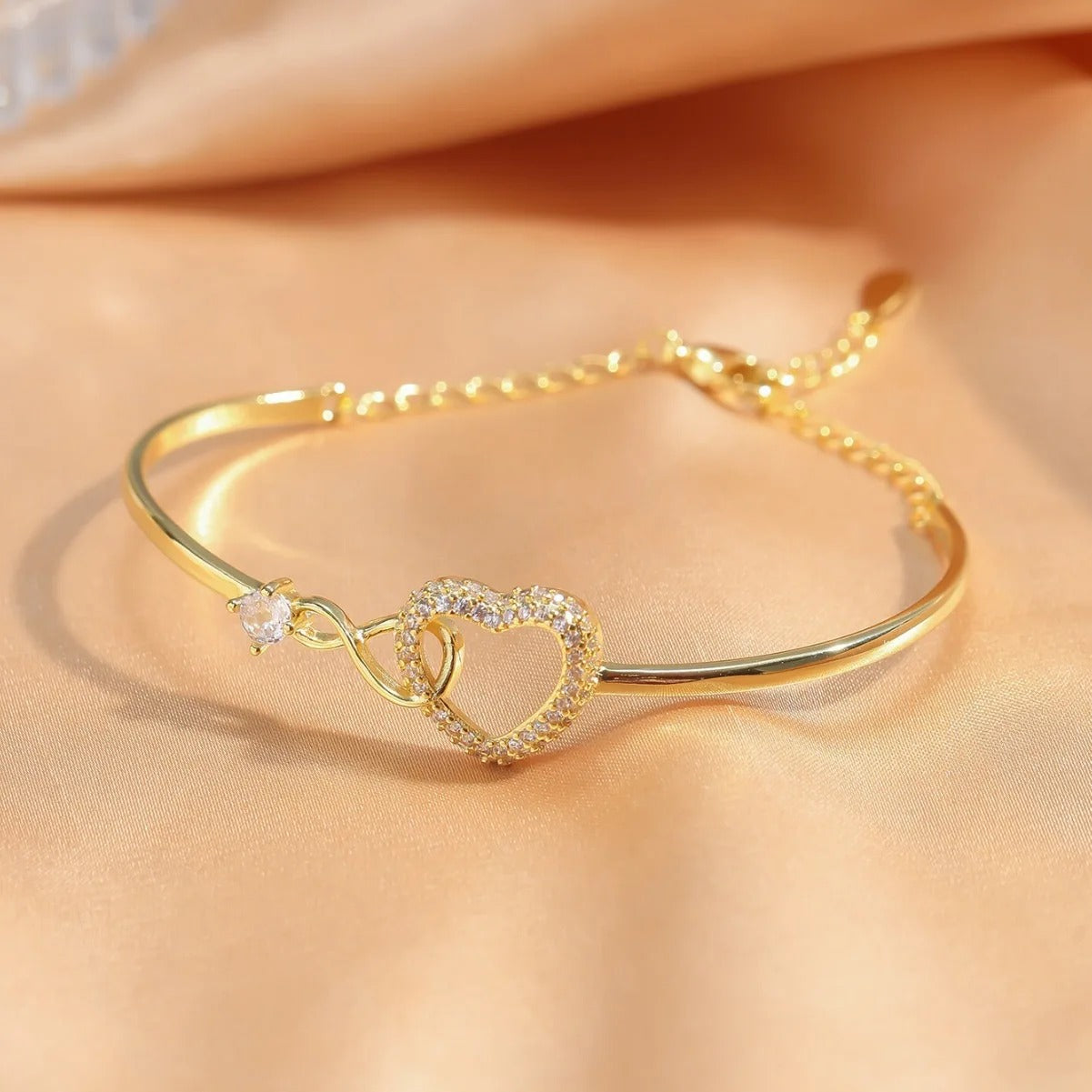 Navando | Bracelet réglable avec cœur et symbole infini