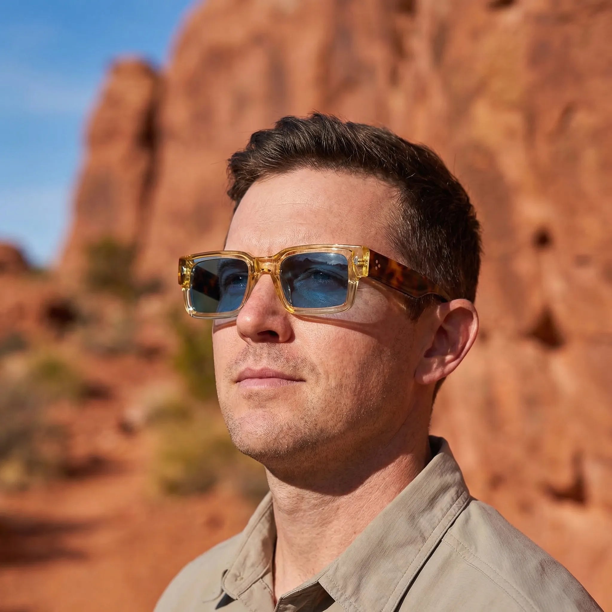 Navando | Vierkante Zonnebril Met Retro Look