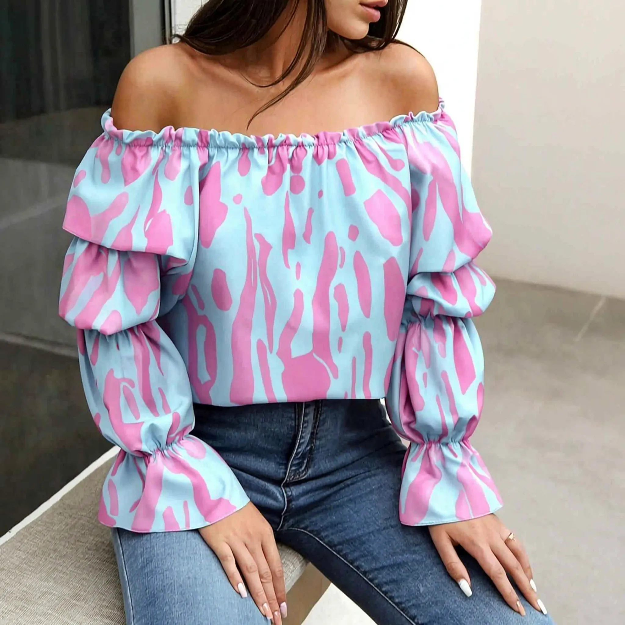 Off-Shoulder Top Met Lantaarnmouwen En Print | Navando