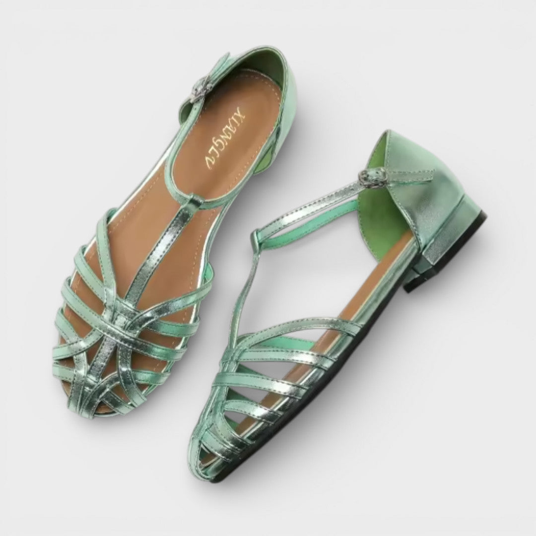 Onbekend | Gekruiste bandjes platte sandalen 2