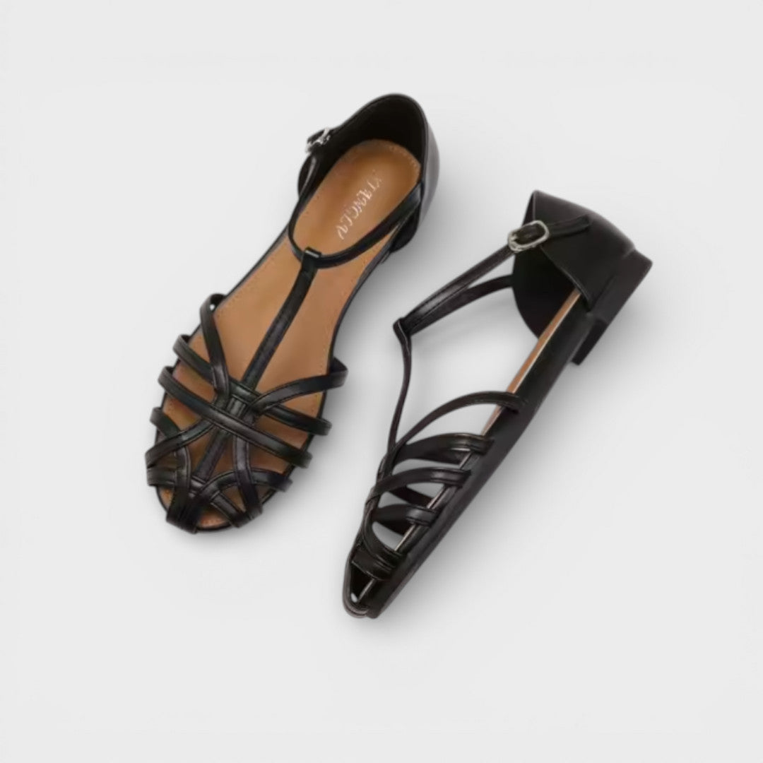Onbekend | Gekruiste bandjes platte sandalen 9