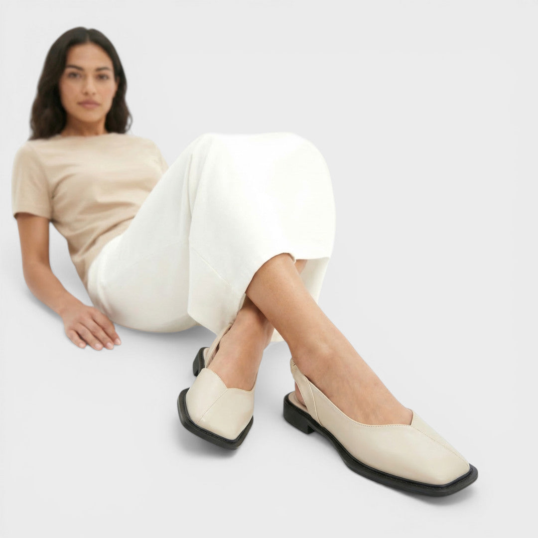 Onbekend | Platte slingback-sandalen met vierkante neus 1