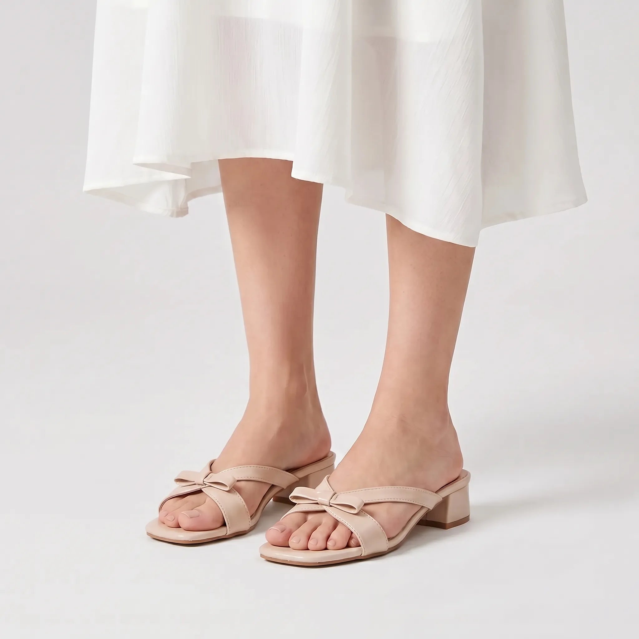 Open Teen Slipper Met Strik En Blokhak | Navando