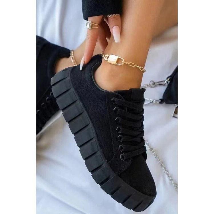 Lois - Trendige Sneakers mit hoher Sohle und Schnürung