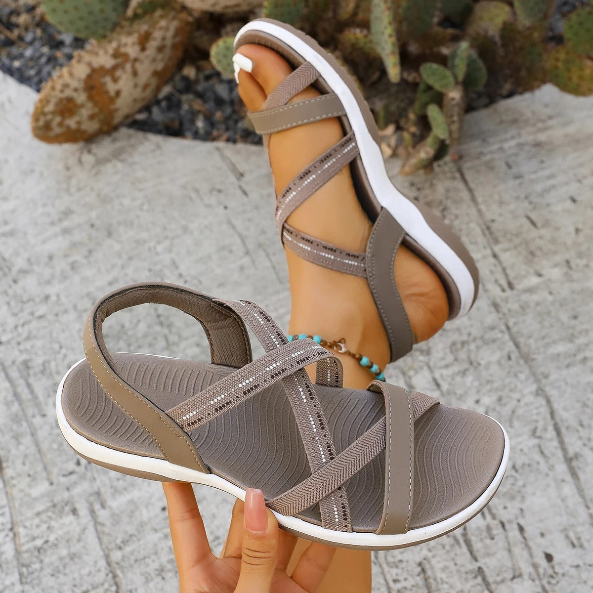 Sandales Confortables avec Brides Croisées | Navando