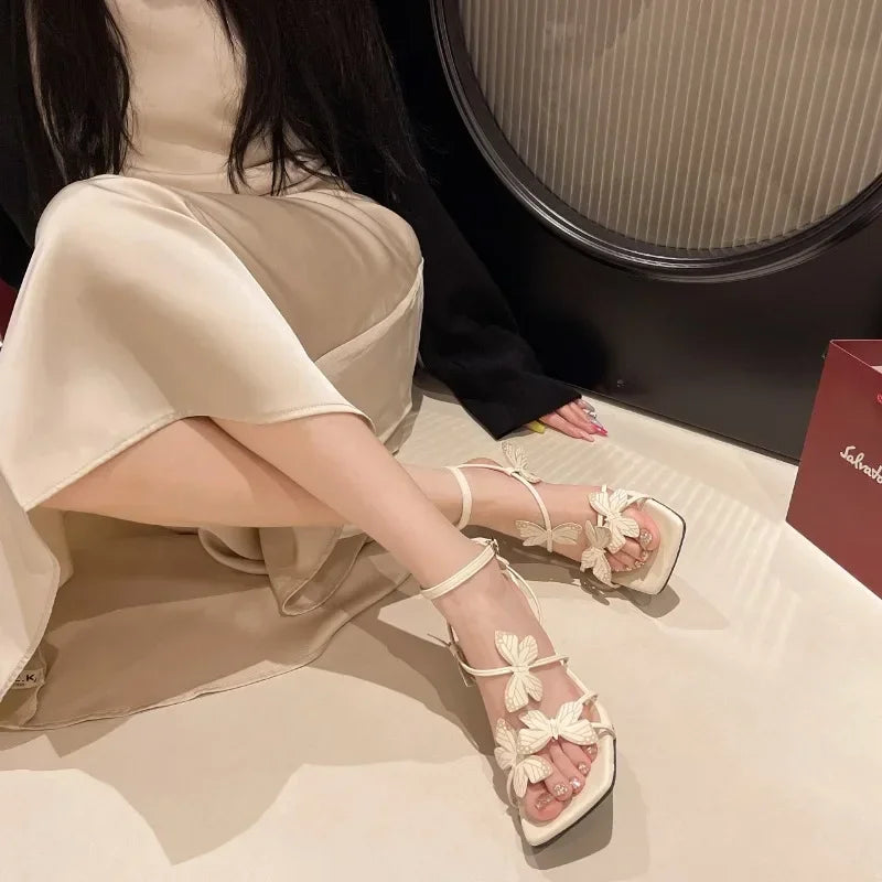 Sandalen Met Vierkante Neus | Navando
