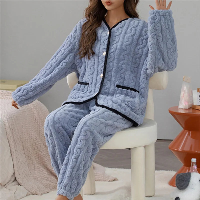 Sara | Comfortabele koraalfleece pyjama set 4