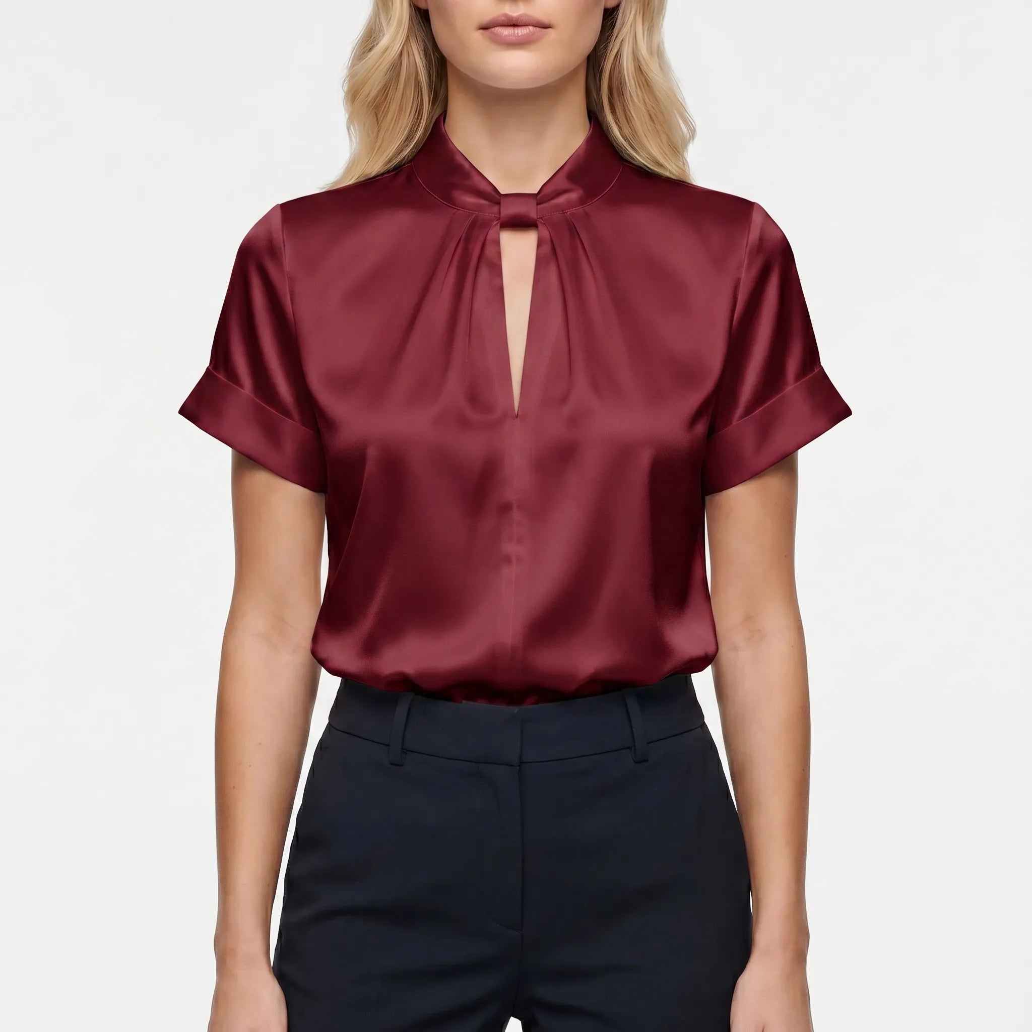 Satijnen Blouse Met Sleutelgatuitsnijding | Navando