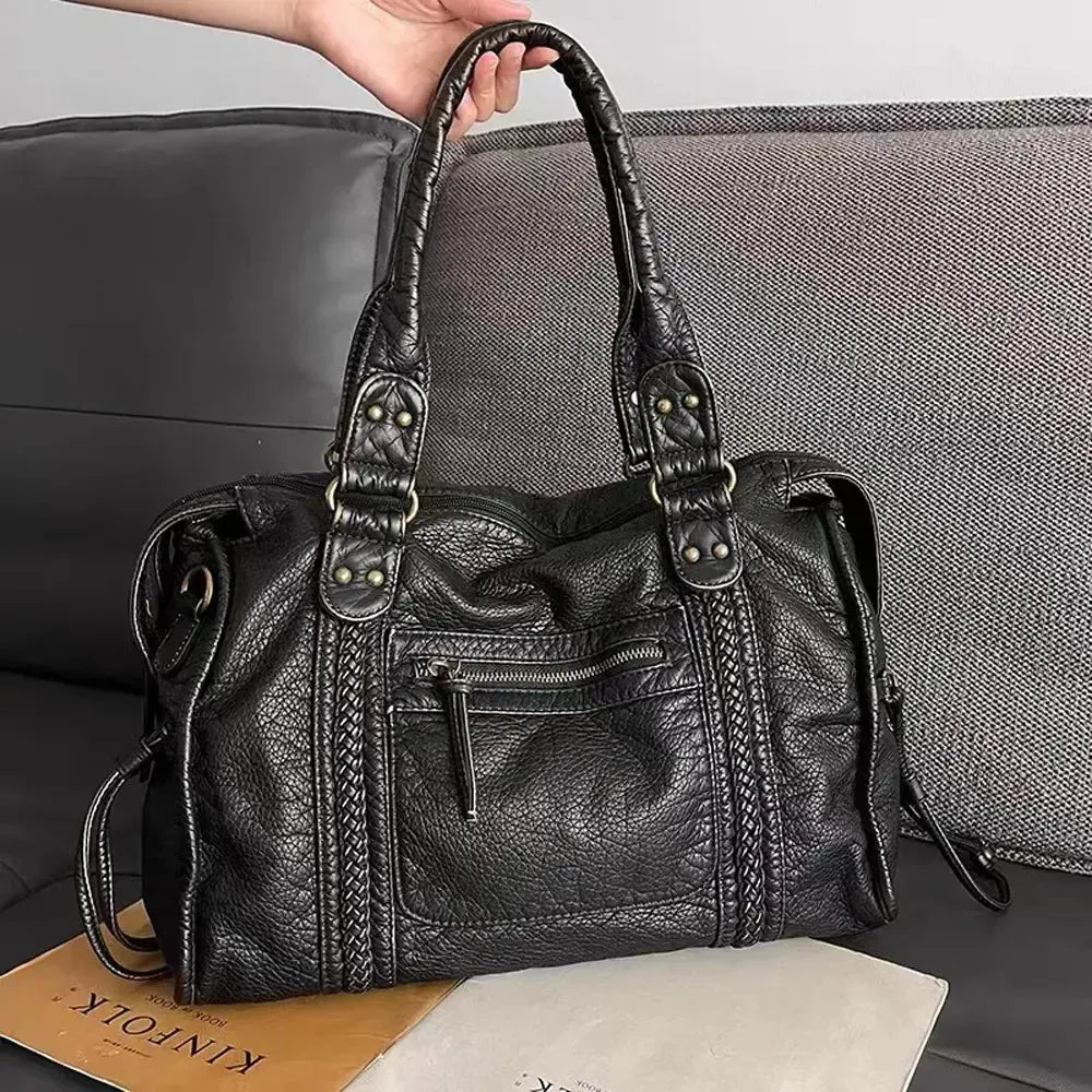 Sophia - Große Handtasche mit goldenen Details