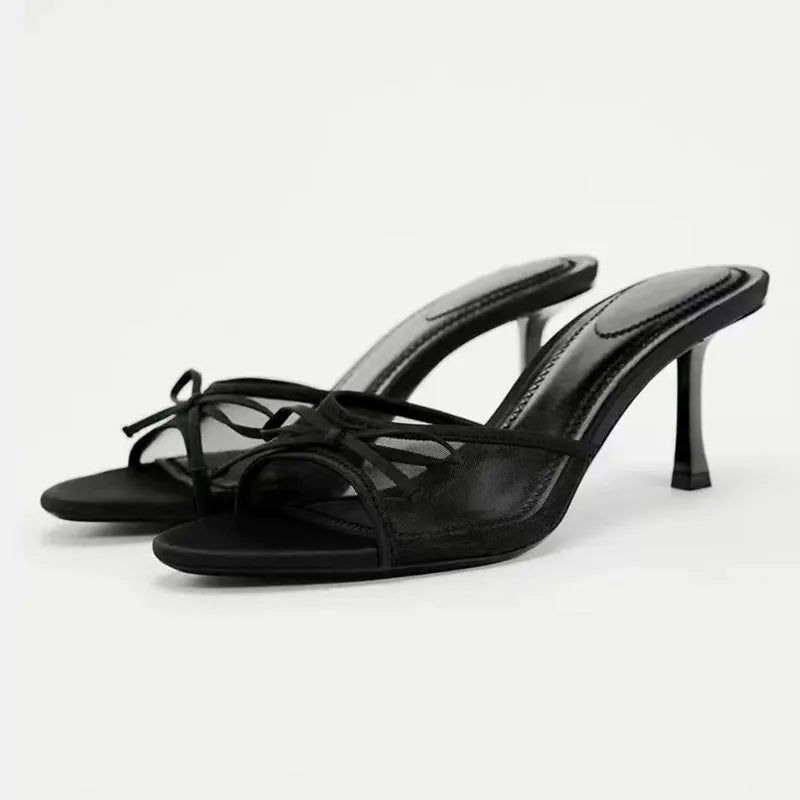 Slanke Hakhiel Slipper Met Strikdetail | Navando