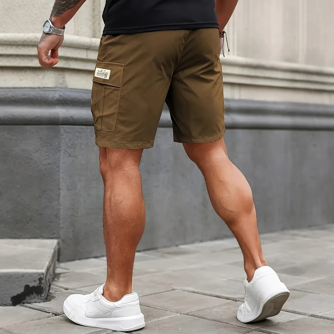 Sneldrogende Lichtgewicht cargo shorts met meerdere zakken Bruin Achterzijde
