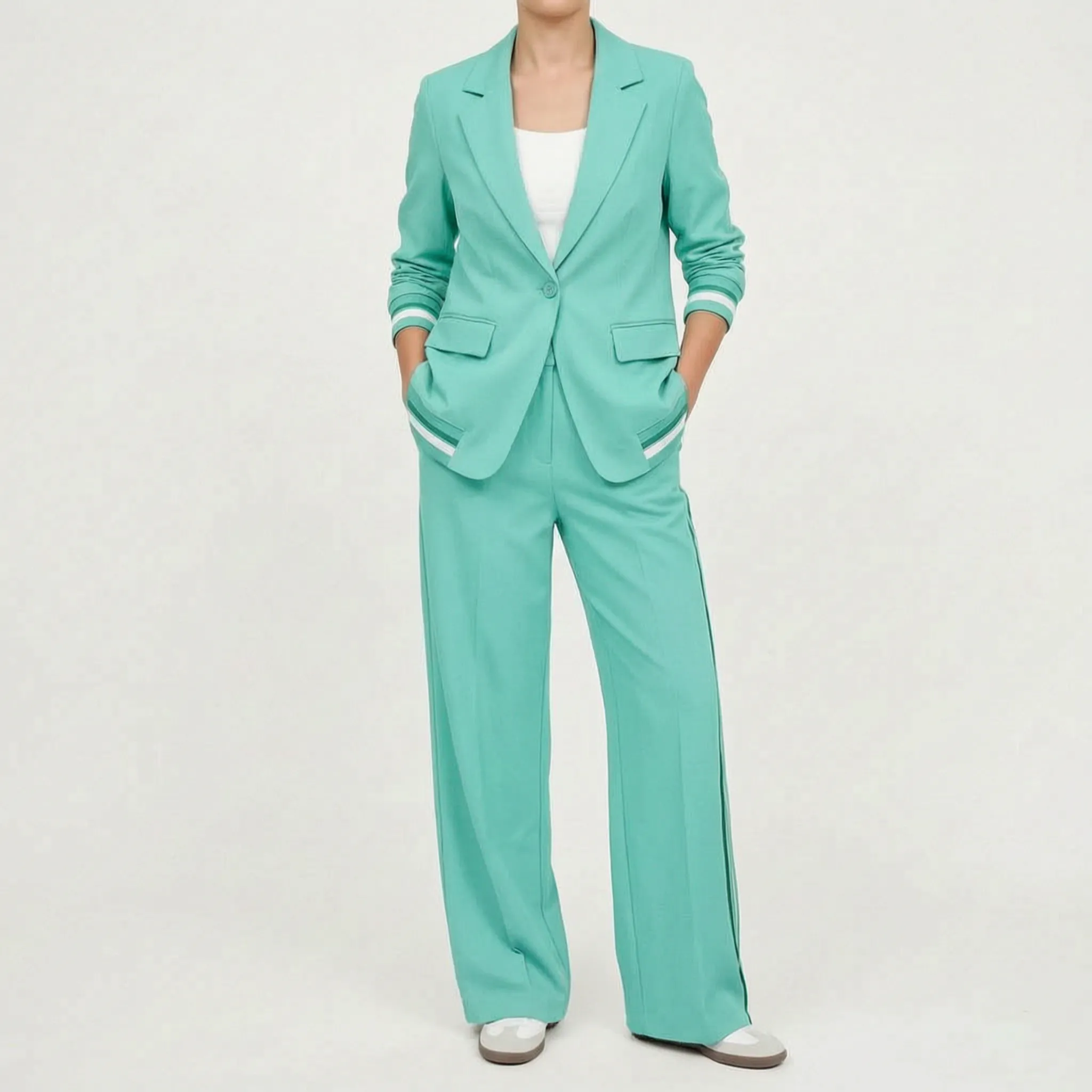 Tweedelig Pak Met Wijde Pijpen | Navando