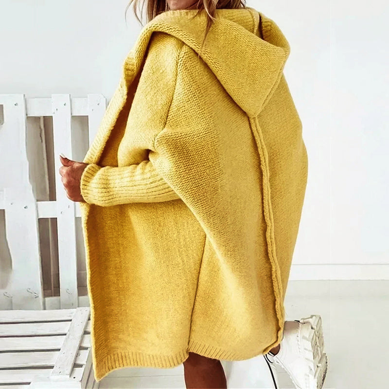 Valentina Rossi | Oversized gebreid vest met capuchon 5