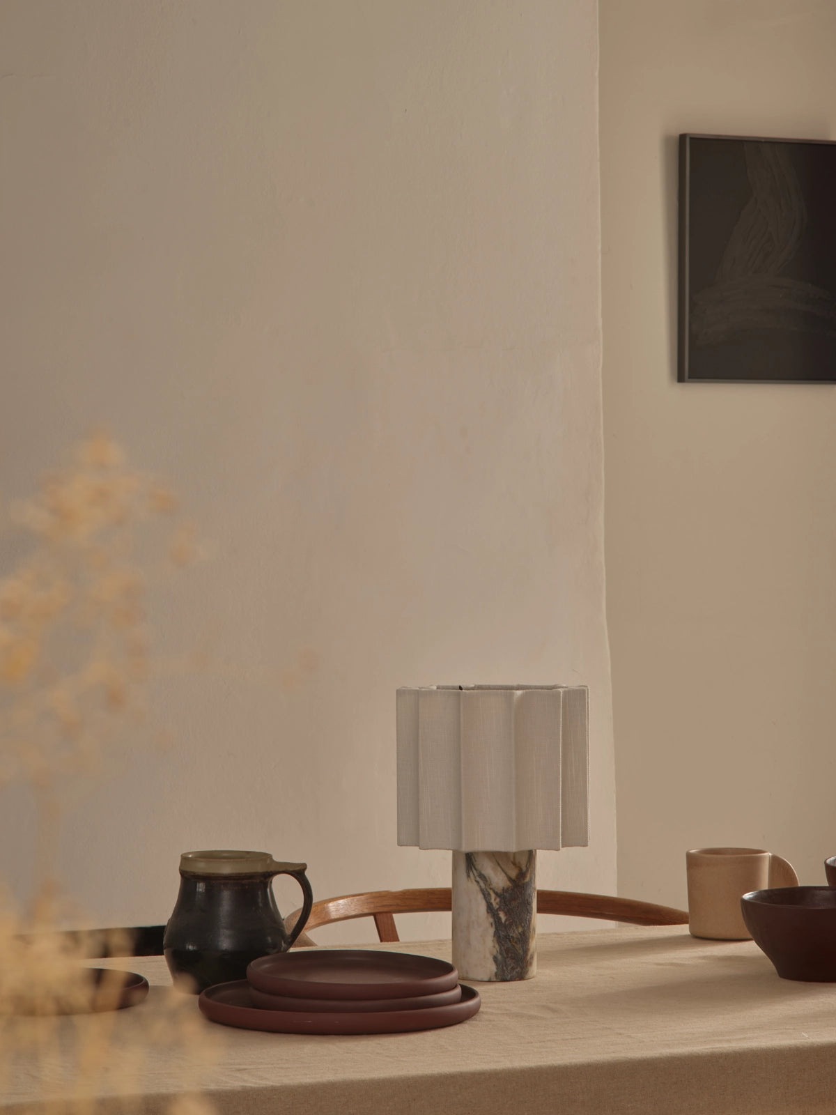 Valli | Linnen kap, Italiaans marmer, Oplaadbare tafellamp 1