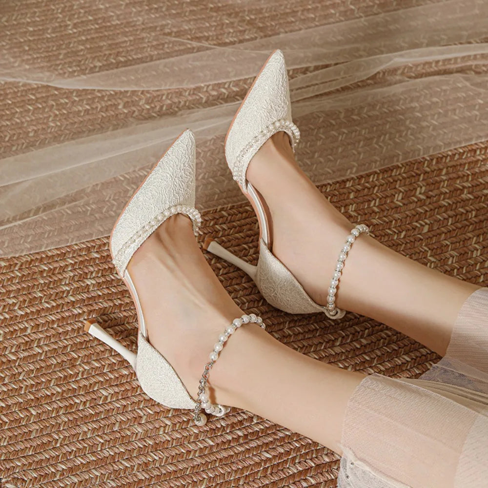 Witte Pumps Met Naaldhak | Navando