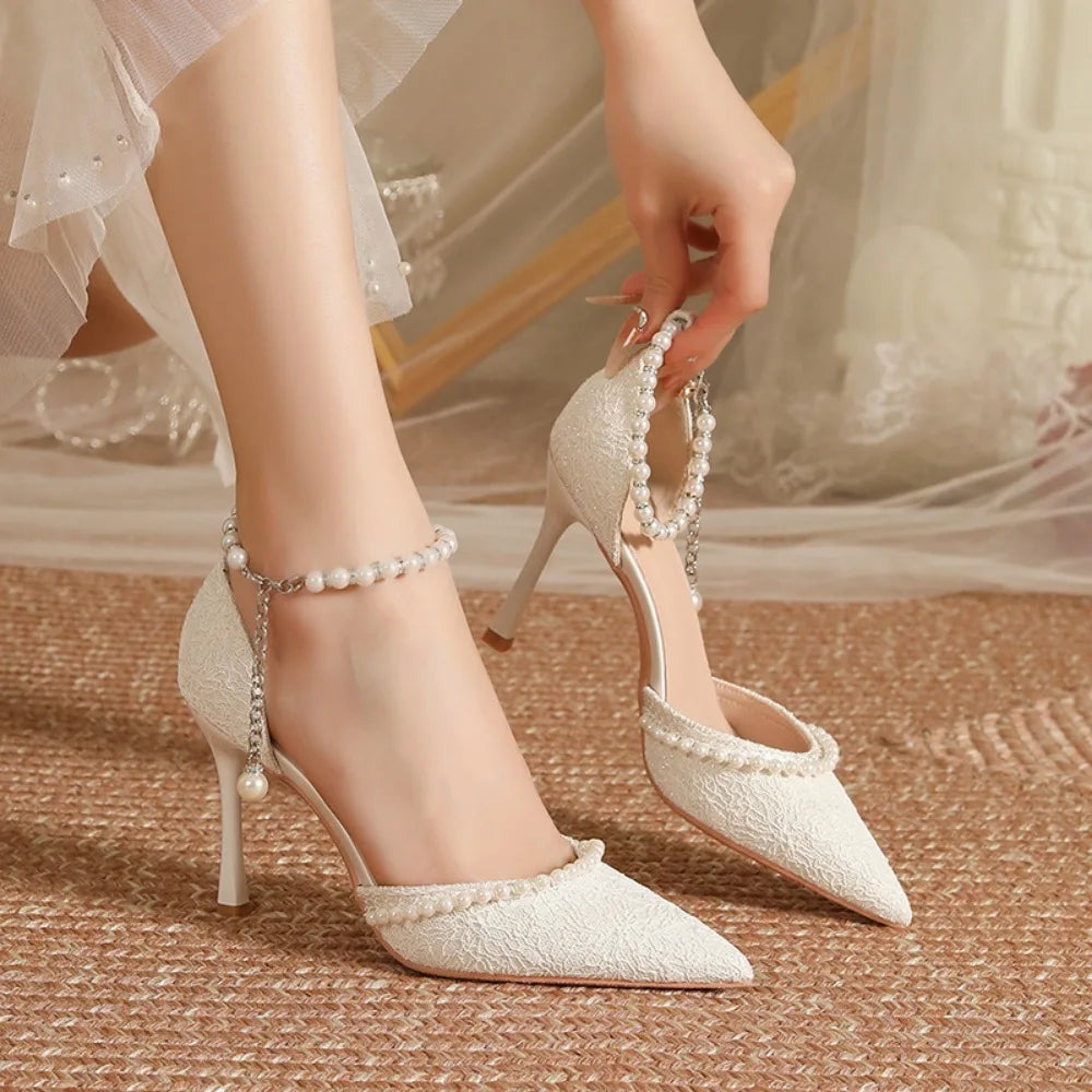 Witte Pumps Met Naaldhak | Navando