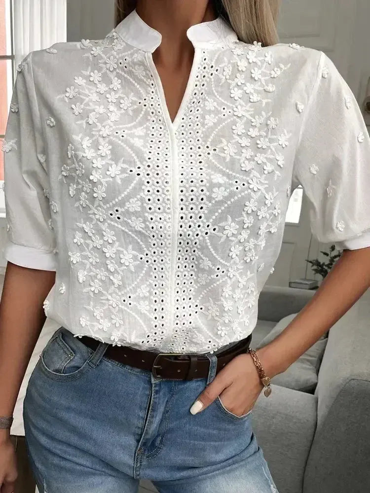 Nia| Stilvolle Bluse mit kurzen Ärmeln und V-Ausschnitt für Damen
