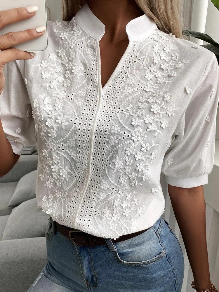 Nia| Stilvolle Bluse mit kurzen Ärmeln und V-Ausschnitt für Damen